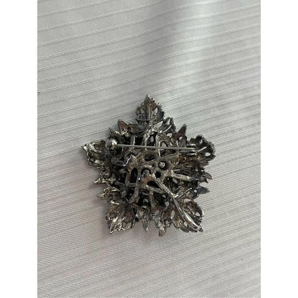 SNK Rhinestone Brooch Signed Rare - Picture 2 of 6
